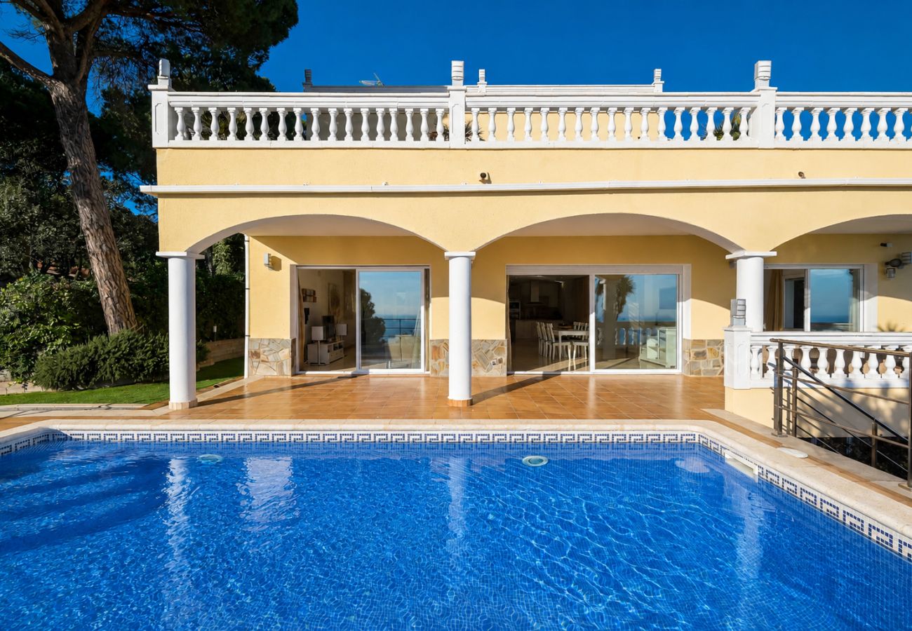 Villa in Lloret de Mar - Villa Vistamar