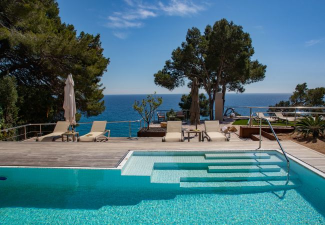 Villa in Tossa de Mar - Villa Porto Pi Villa in Tossa de Mar - Villa Porto Pi