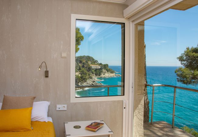 Villa in Tossa de Mar - Villa Porto Pi Villa in Tossa de Mar - Villa Porto Pi
