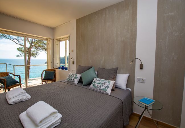 Villa in Tossa de Mar - Villa Porto Pi Villa in Tossa de Mar - Villa Porto Pi