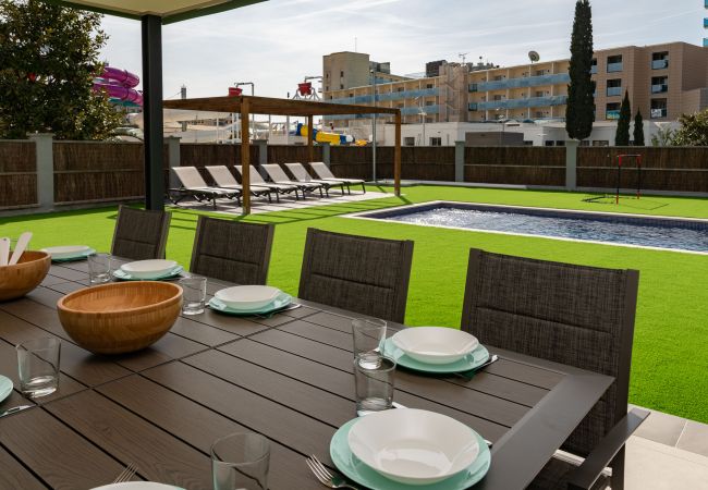 Villa in Pineda de Mar - Villa Malibu Villa in Pineda de Mar - Villa Malibu