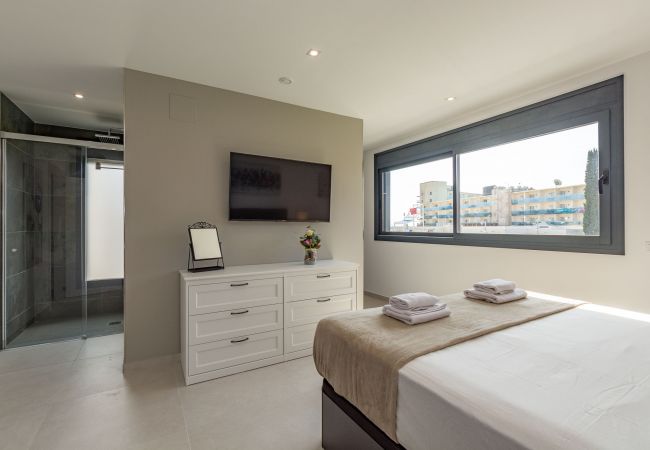 Villa in Pineda de Mar - Villa Malibu Villa in Pineda de Mar - Villa Malibu