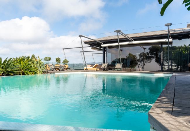 Villa in Lloret de Mar - Villa Infinity