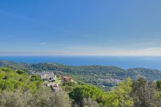 Villa in Lloret de Mar - Villa Marys - panoramic sea views & heated pool!