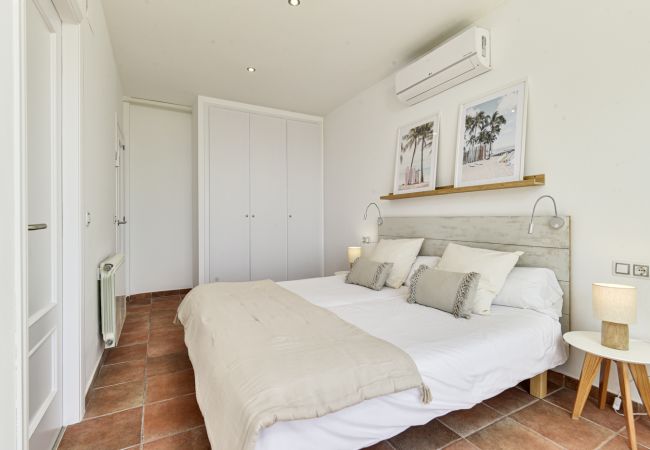 Villa en Blanes - Villa Calamar, near beach and fabulous sea views  Villa en Blanes - Villa Calamar, near beach and fabulous sea views