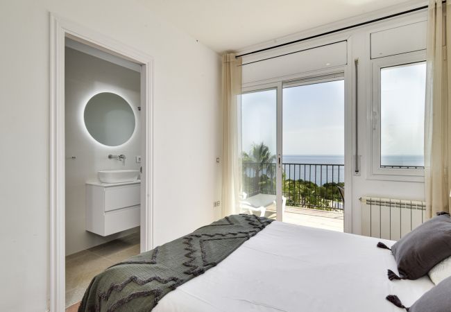 Villa en Blanes - Villa Calamar, near beach and fabulous sea views  Villa en Blanes - Villa Calamar, near beach and fabulous sea views