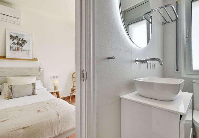 Villa en Blanes - Villa Calamar, near beach and fabulous sea views  Villa en Blanes - Villa Calamar, near beach and fabulous sea views