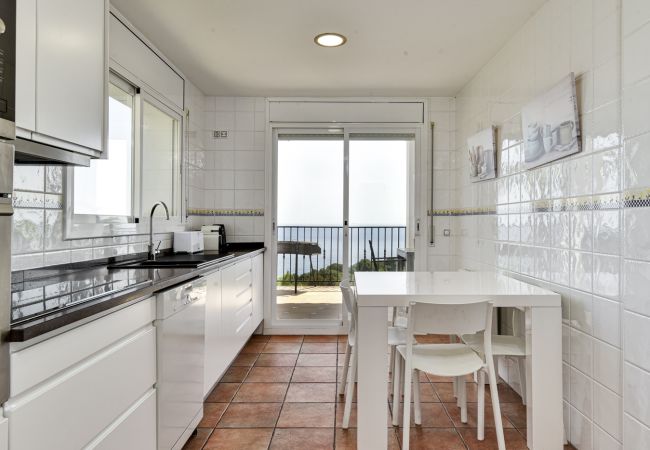 Villa en Blanes - Villa Calamar, near beach and fabulous sea views  Villa en Blanes - Villa Calamar, near beach and fabulous sea views