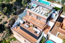 Villa en Santa Susana - Villa Horizon