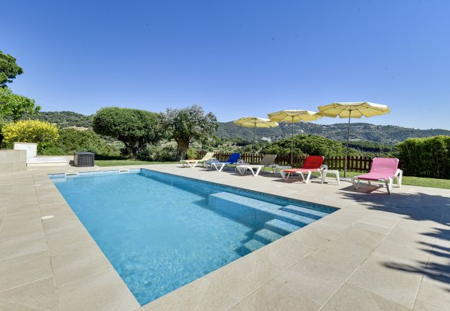 Villa en Calella - Villa Margot, beautiful Spanish house with large g Villa en Calella - Villa Margot, beautiful Spanish house with large g