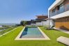 Villa à Santa Susana - Villa Oasis, brand new villa near beach with amazi
