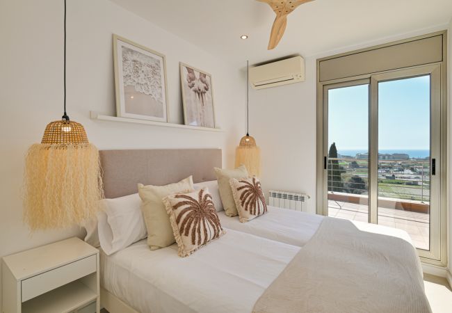 Villa in Santa Susana - Villa Horizon Villa in Santa Susana - Villa Horizon
