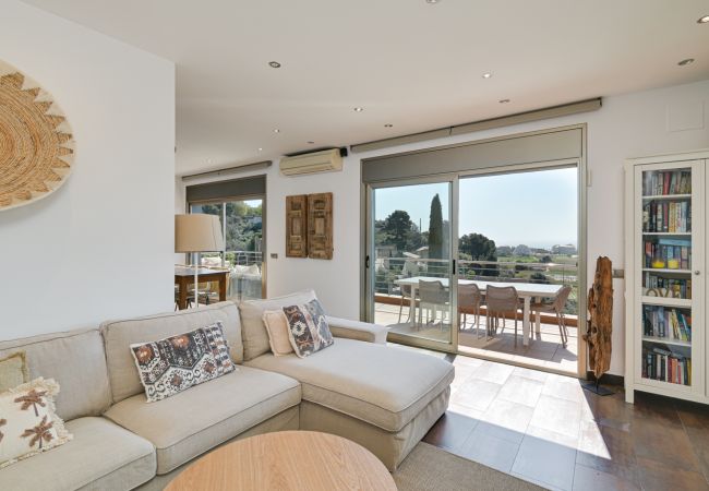 Villa in Santa Susana - Villa Horizon Villa in Santa Susana - Villa Horizon