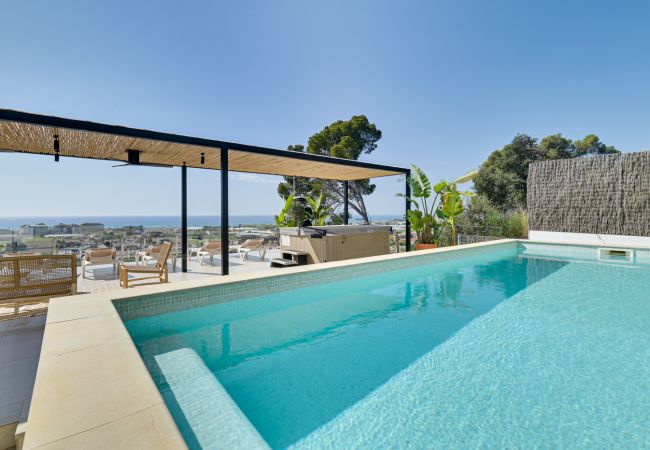 Villa in Santa Susana - Villa Horizon Villa in Santa Susana - Villa Horizon