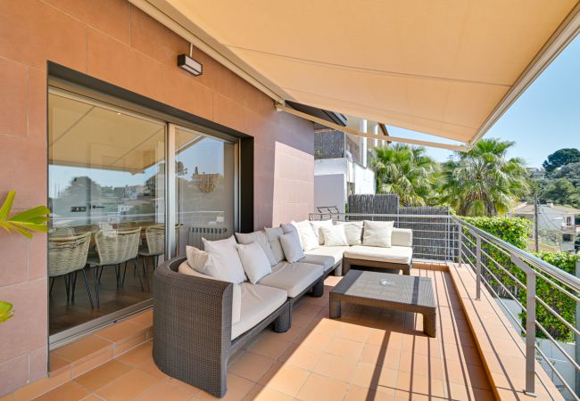 Villa in Santa Susana - Villa Horizon Villa in Santa Susana - Villa Horizon