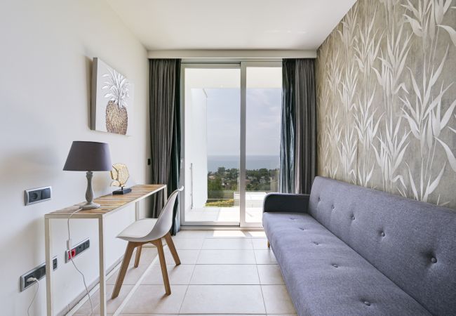 Villa in Blanes - Villa Alta Vista, modern luxury villa with stunnin Villa in Blanes - Villa Alta Vista, modern luxury villa with stunnin