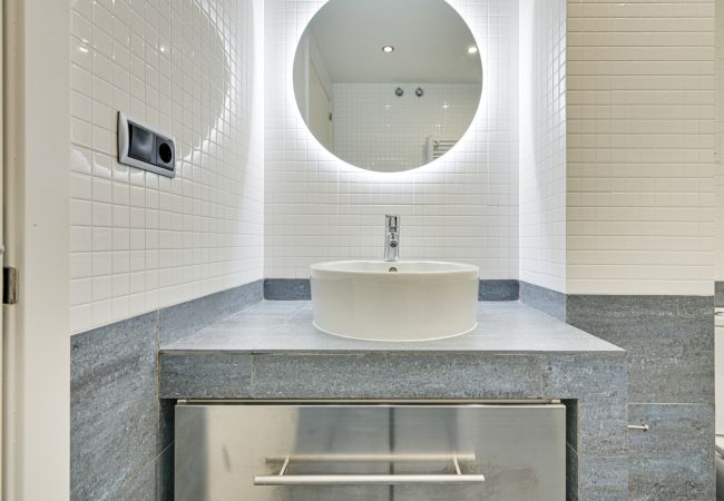 Villa in Blanes - Villa Alta Vista, modern luxury villa with stunnin Villa in Blanes - Villa Alta Vista, modern luxury villa with stunnin