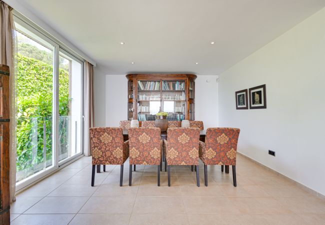 Villa in Blanes - Villa Alta Vista, modern luxury villa with stunnin Villa in Blanes - Villa Alta Vista, modern luxury villa with stunnin