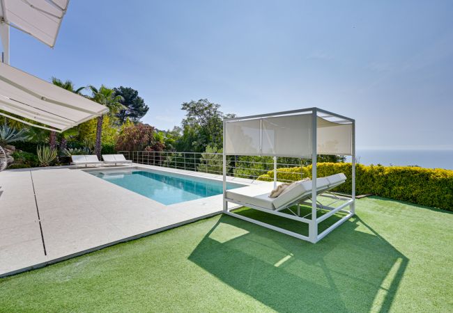 Villa in Blanes - Villa Alta Vista, modern luxury villa with stunnin Villa in Blanes - Villa Alta Vista, modern luxury villa with stunnin