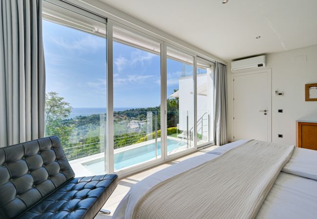 Villa in Blanes - Villa Alta Vista, modern luxury villa with stunnin Villa in Blanes - Villa Alta Vista, modern luxury villa with stunnin