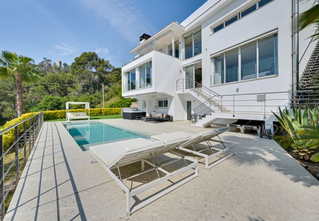 Villa in Blanes - Villa Alta Vista, modern luxury villa with stunnin Villa in Blanes - Villa Alta Vista, modern luxury villa with stunnin
