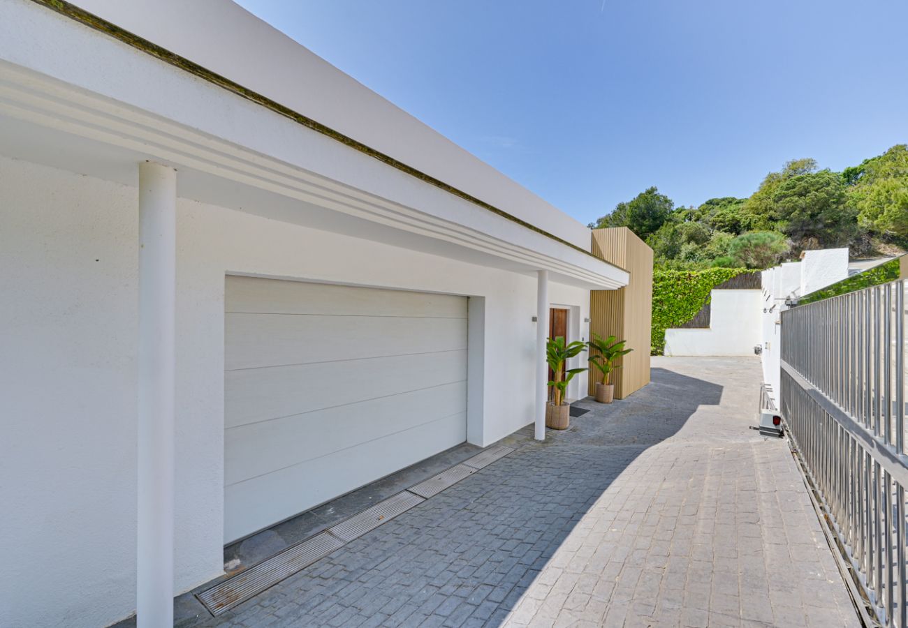 Villa in Blanes - Villa Alta Vista, modern luxury villa with stunnin Villa in Blanes - Villa Alta Vista, modern luxury villa with stunnin