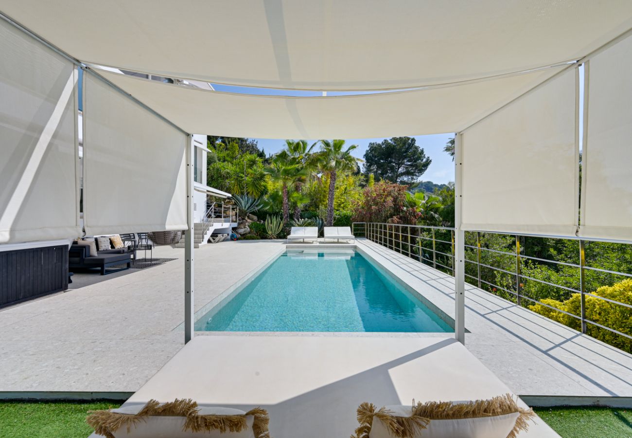 Villa in Blanes - Villa Alta Vista, modern luxury villa with stunnin Villa in Blanes - Villa Alta Vista, modern luxury villa with stunnin