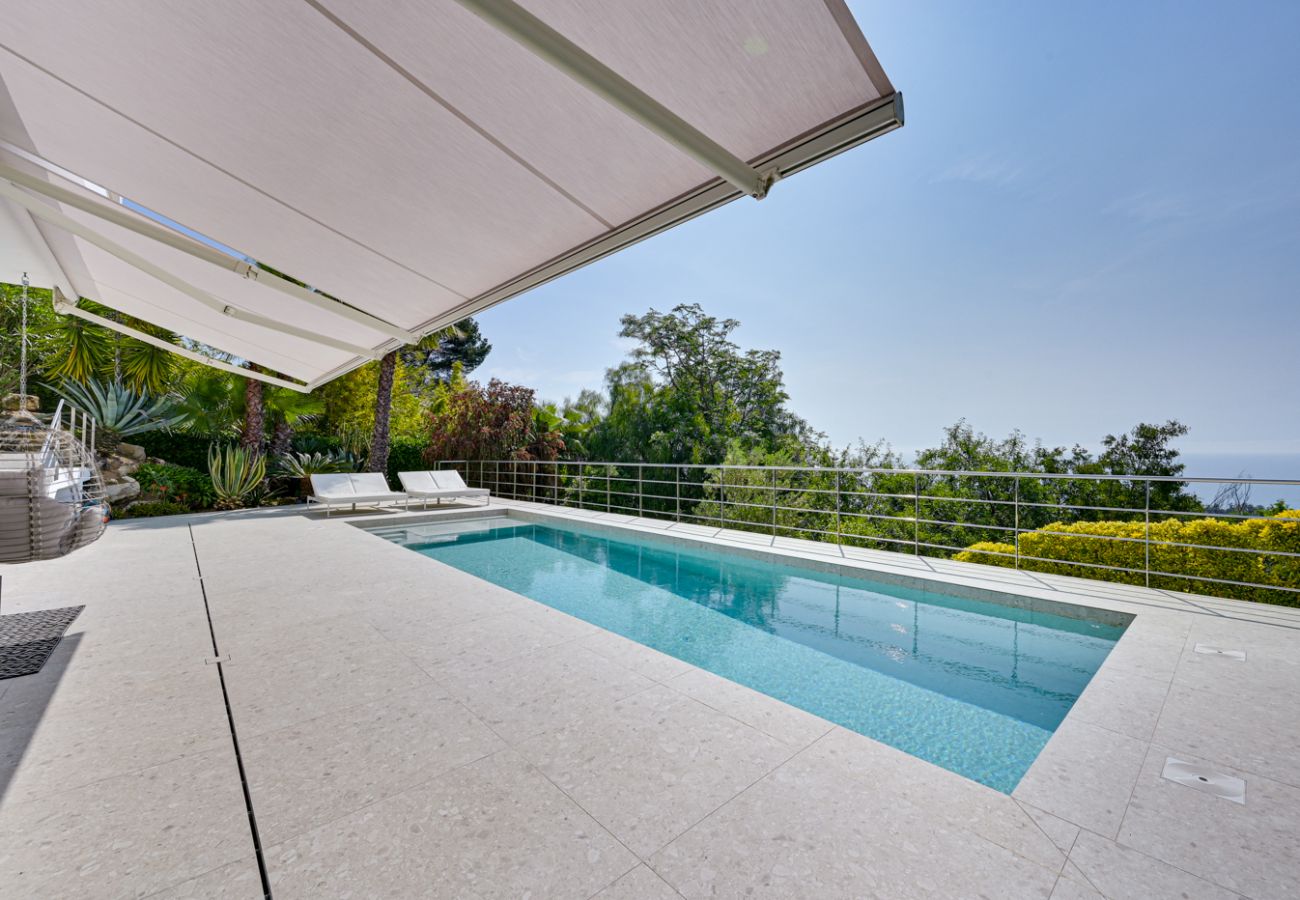 Villa in Blanes - Villa Alta Vista, modern luxury villa with stunnin Villa in Blanes - Villa Alta Vista, modern luxury villa with stunnin