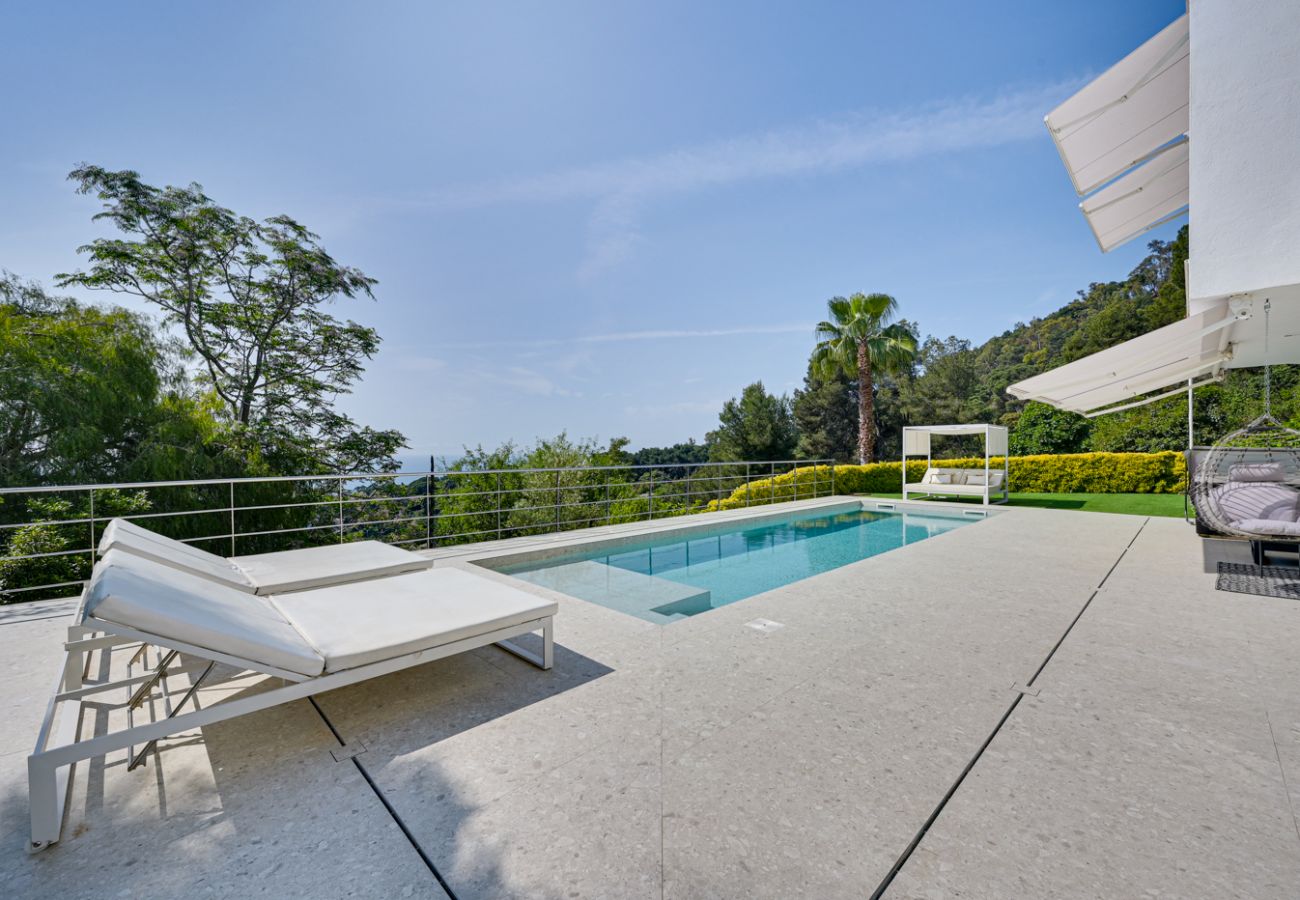Villa in Blanes - Villa Alta Vista, modern luxury villa with stunnin Villa in Blanes - Villa Alta Vista, modern luxury villa with stunnin