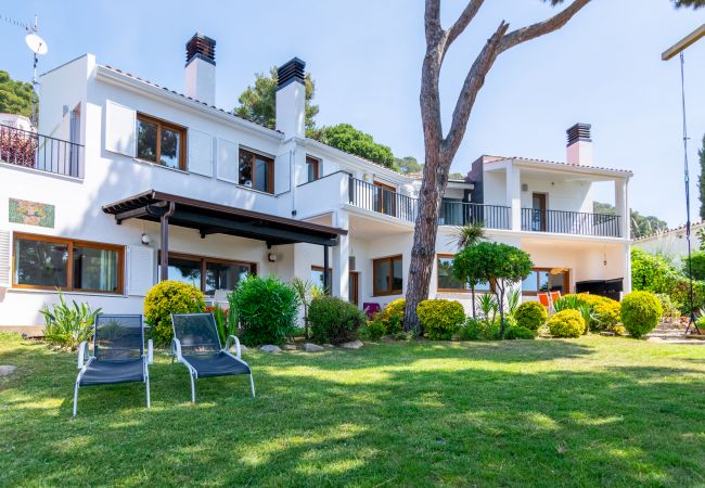 Villa in Blanes - Villa El Olivo Villa in Blanes - Villa El Olivo