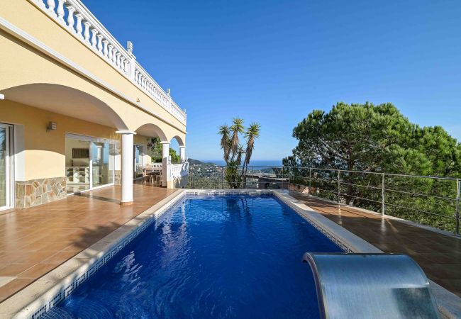 Villa in Lloret de Mar - Villa Vistamar Villa in Lloret de Mar - Villa Vistamar