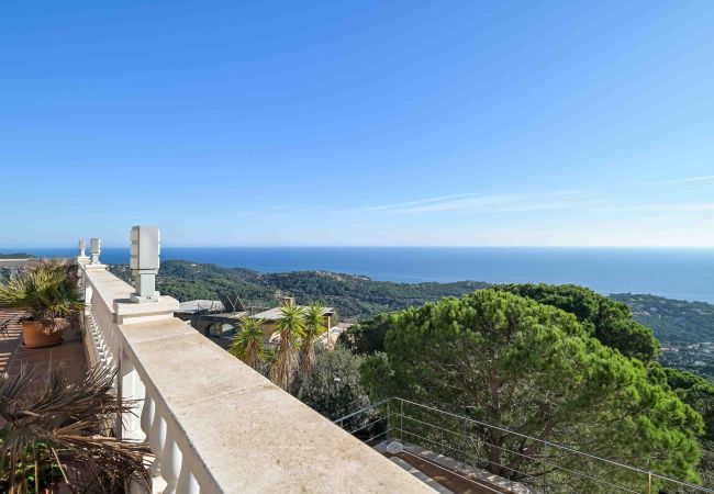 Villa in Lloret de Mar - Villa Vistamar Villa in Lloret de Mar - Villa Vistamar