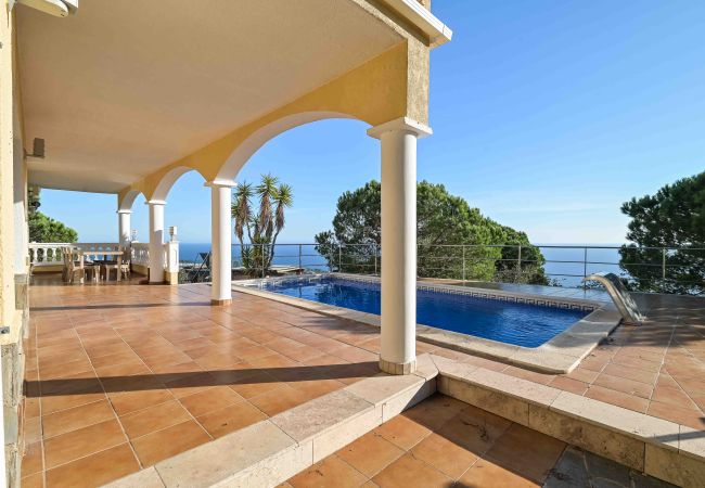Villa in Lloret de Mar - Villa Vistamar Villa in Lloret de Mar - Villa Vistamar