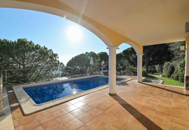 Villa in Lloret de Mar - Villa Vistamar Villa in Lloret de Mar - Villa Vistamar