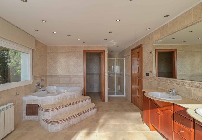 Villa in Lloret de Mar - Villa Vistamar Villa in Lloret de Mar - Villa Vistamar