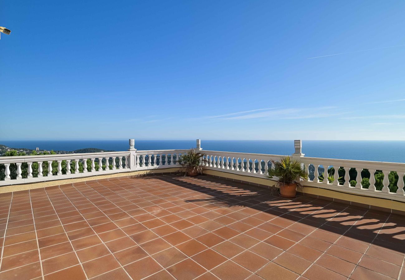 Villa in Lloret de Mar - Villa Vistamar Villa in Lloret de Mar - Villa Vistamar