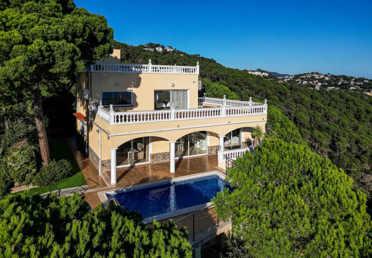 Villa in Lloret de Mar - Villa Vistamar Villa in Lloret de Mar - Villa Vistamar