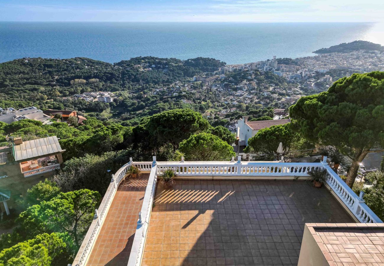 Villa in Lloret de Mar - Villa Vistamar Villa in Lloret de Mar - Villa Vistamar