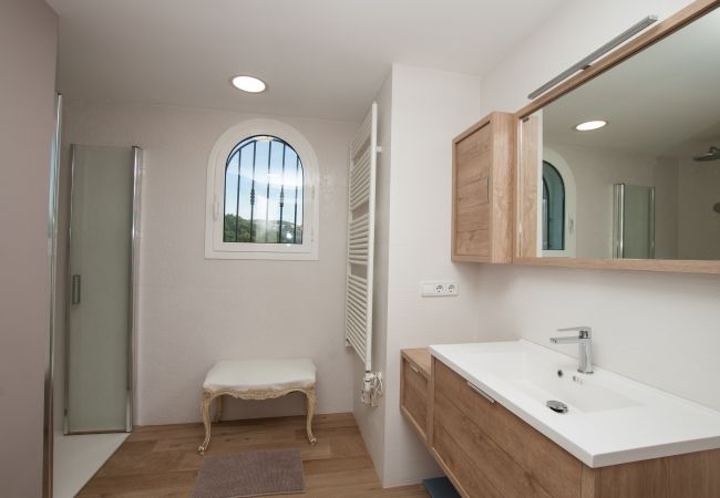 Villa in Calella - Villa Margot, beautiful Spanish house with large g Villa in Calella - Villa Margot, beautiful Spanish house with large g