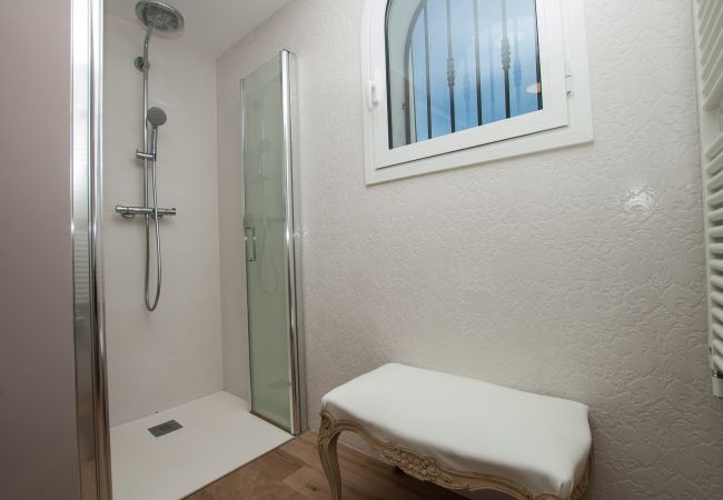 Villa in Calella - Villa Margot, beautiful Spanish house with large g Villa in Calella - Villa Margot, beautiful Spanish house with large g