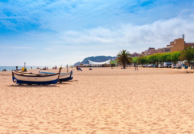 Villa in Calella - Villa Margot, beautiful Spanish house with large g Villa in Calella - Villa Margot, beautiful Spanish house with large g