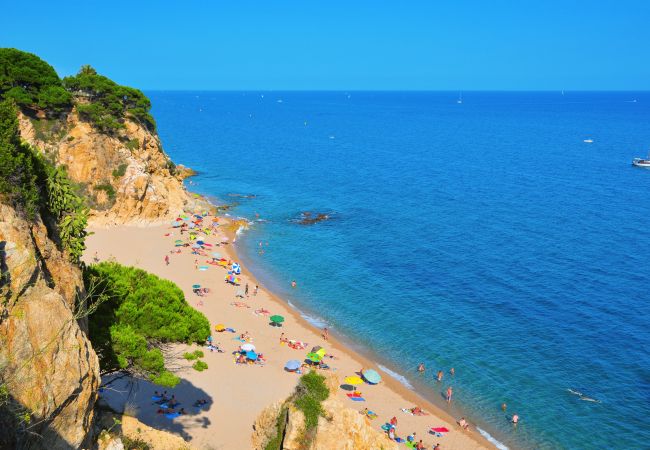 Villa in Calella - Villa Margot, beautiful Spanish house with large g Villa in Calella - Villa Margot, beautiful Spanish house with large g