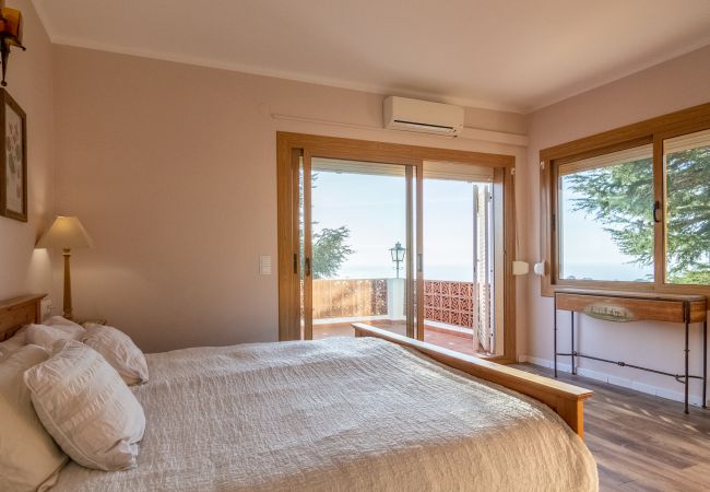 Villa in Calella - Villa Margot, beautiful Spanish house with large g Villa in Calella - Villa Margot, beautiful Spanish house with large g