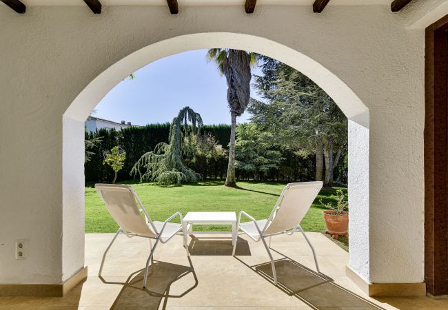 Villa in Calella - Villa Margot, beautiful Spanish house with large g Villa in Calella - Villa Margot, beautiful Spanish house with large g