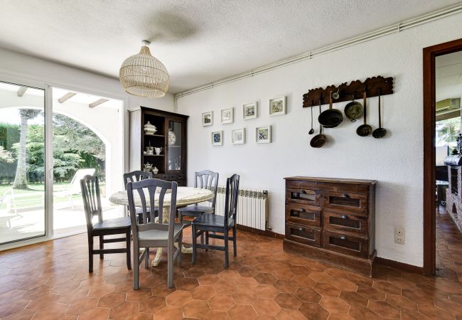 Villa in Calella - Villa Margot, beautiful Spanish house with large g Villa in Calella - Villa Margot, beautiful Spanish house with large g