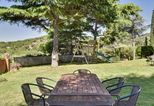 Villa in Calella - Villa Margot, beautiful Spanish house with large g Villa in Calella - Villa Margot, beautiful Spanish house with large g