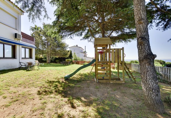 Villa in Calella - Villa Margot, beautiful Spanish house with large g Villa in Calella - Villa Margot, beautiful Spanish house with large g