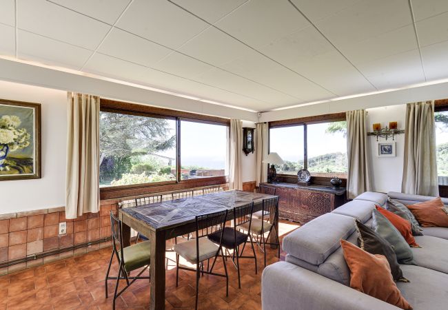 Villa in Calella - Villa Margot, beautiful Spanish house with large g Villa in Calella - Villa Margot, beautiful Spanish house with large g