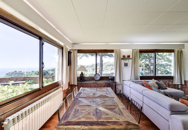 Villa in Calella - Villa Margot, beautiful Spanish house with large g Villa in Calella - Villa Margot, beautiful Spanish house with large g