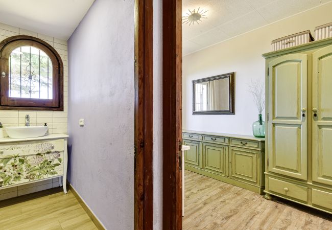 Villa in Calella - Villa Margot, beautiful Spanish house with large g Villa in Calella - Villa Margot, beautiful Spanish house with large g